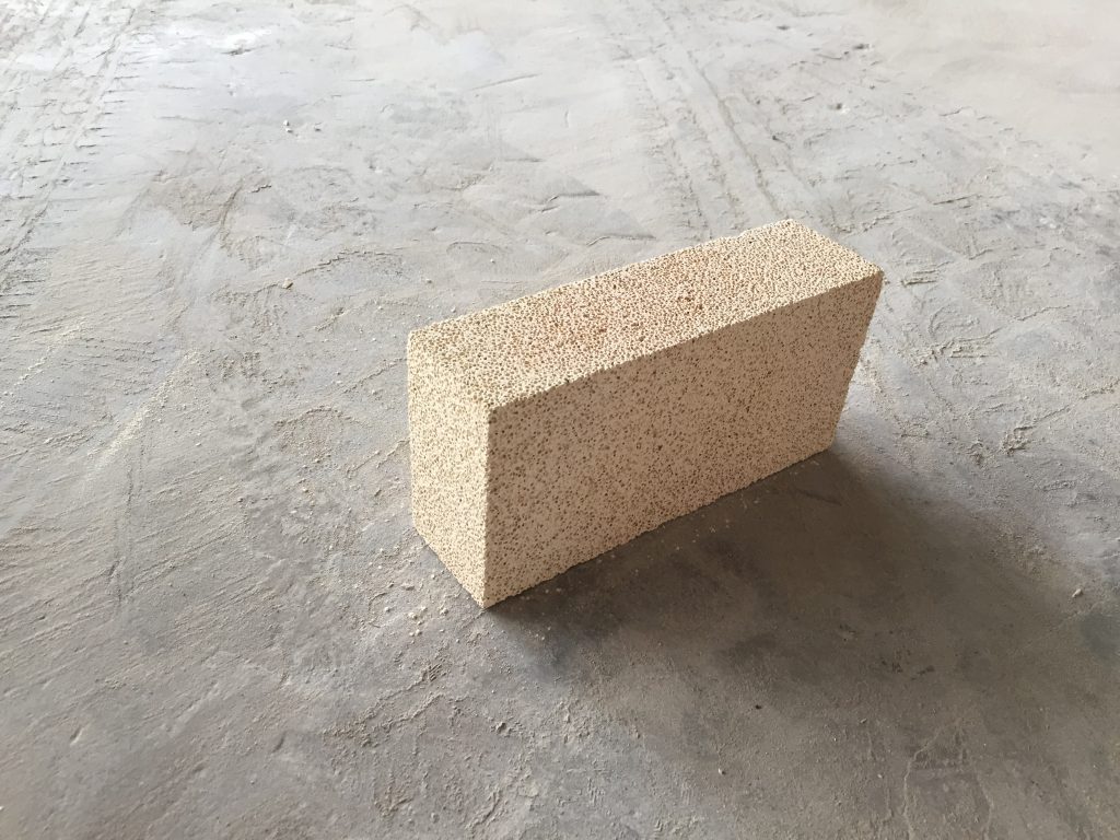 江蘇莫來石輕質耐火磚_江蘇輕質磚公司_江蘇耐火磚廠家 江蘇高鋁聚氫耐火磚